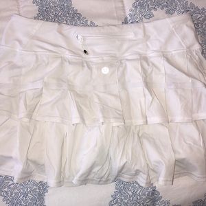 LULULEMON TENNIS SKIRT!!